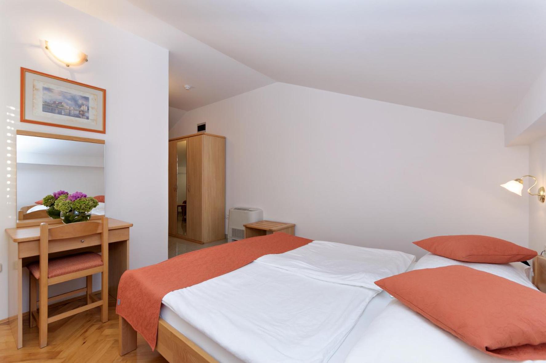 Hotel Epario Lopar Exteriör bild