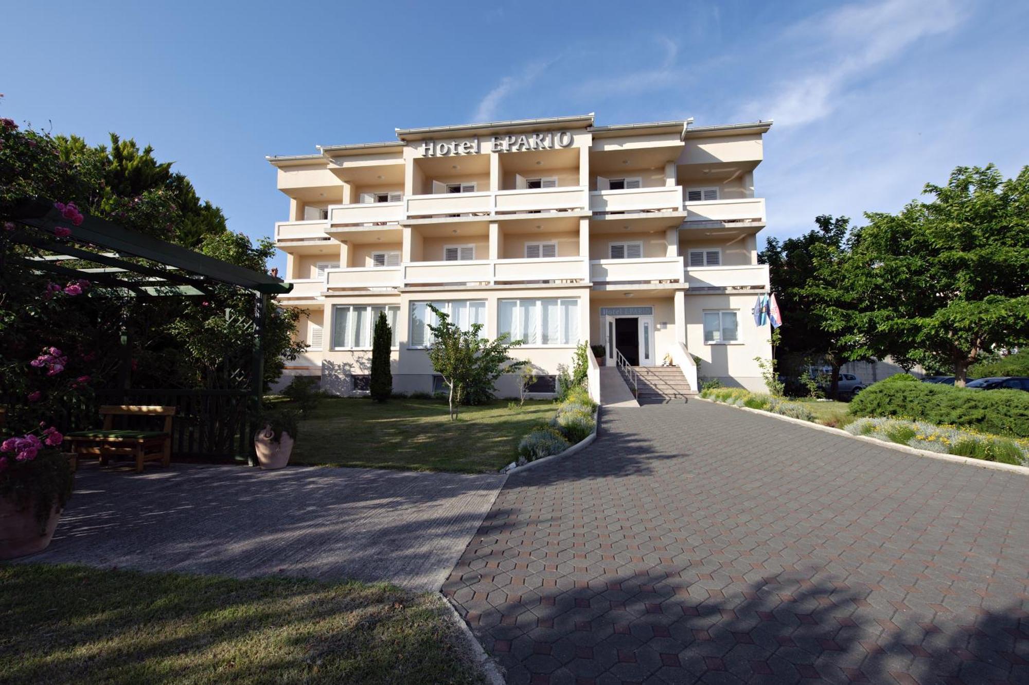 Hotel Epario Lopar Exteriör bild