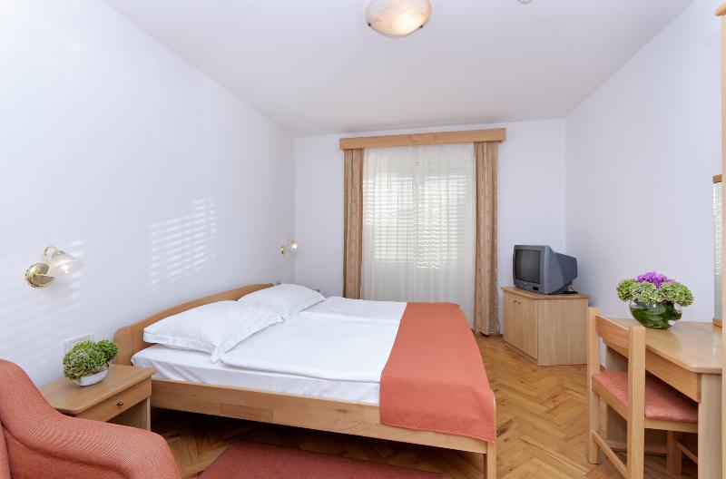 Hotel Epario Lopar Exteriör bild